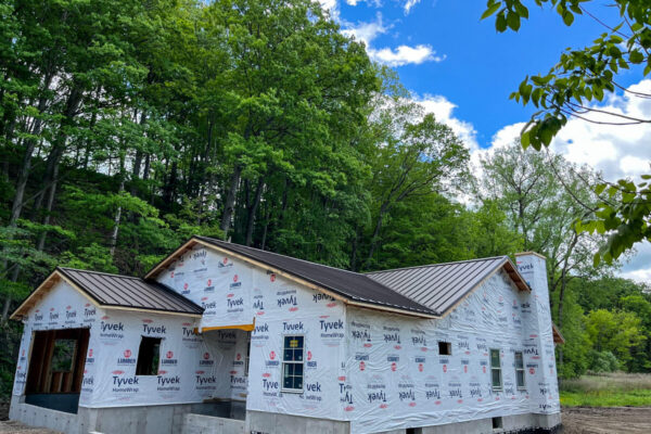 New build home framed out and completed with a lifetime metal roof.